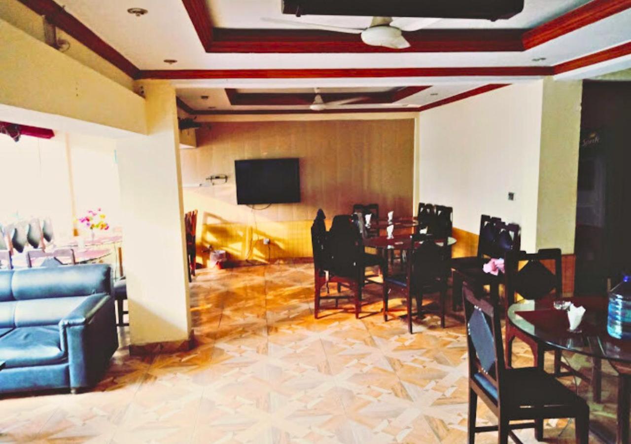 New Islamabad Hotel Luaran gambar